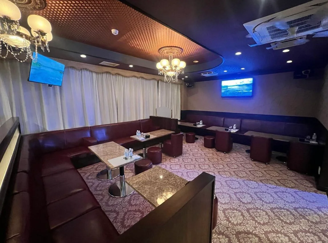 千葉富士見町クラブナナの店舗写真 2